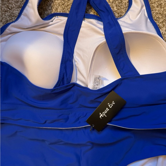 NWT Two piece Plus Swimsuit - Picture 3 of 5